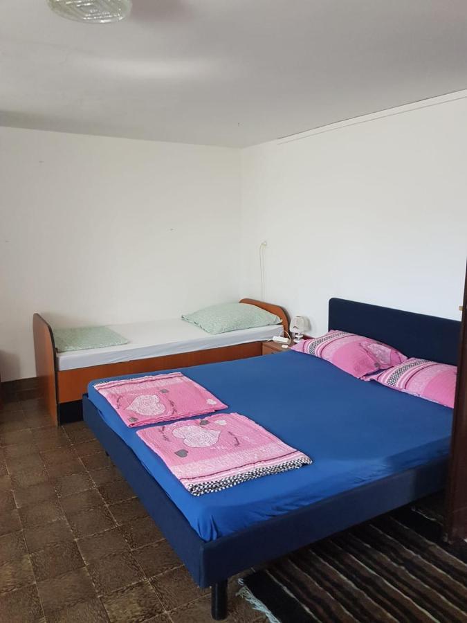 App-Amelijas Apartment Zambratija  Exterior photo