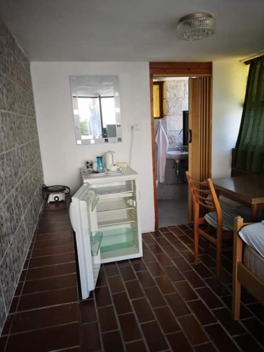 App-Amelijas Apartment Zambratija  Exterior photo