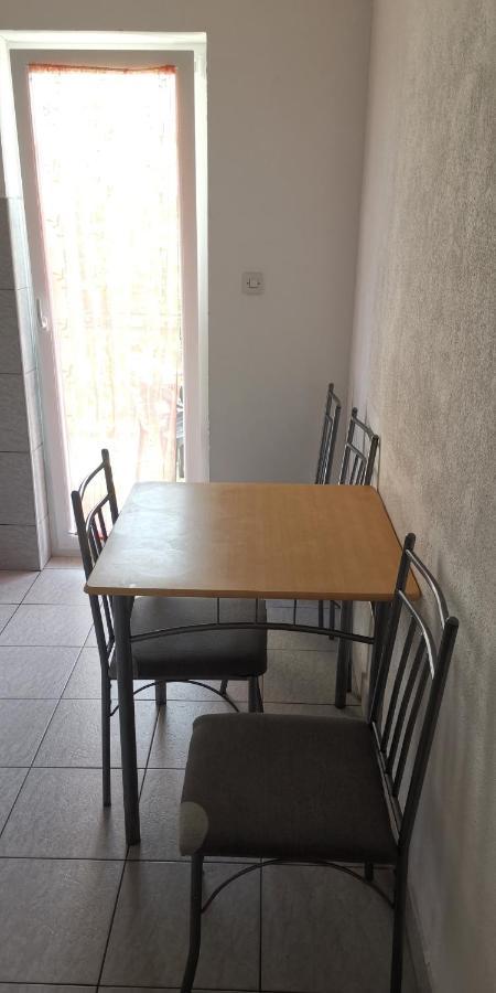 App-Amelijas Apartment Zambratija  Exterior photo
